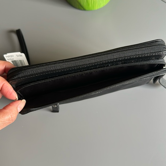 NWT Coach Daisy Double Zip Wallet/Wristlet - Picture 9 of 11